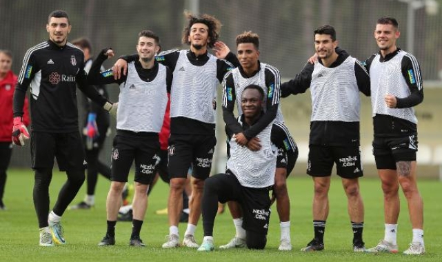 Beşiktaş Antalya'da taktik çalıştı
