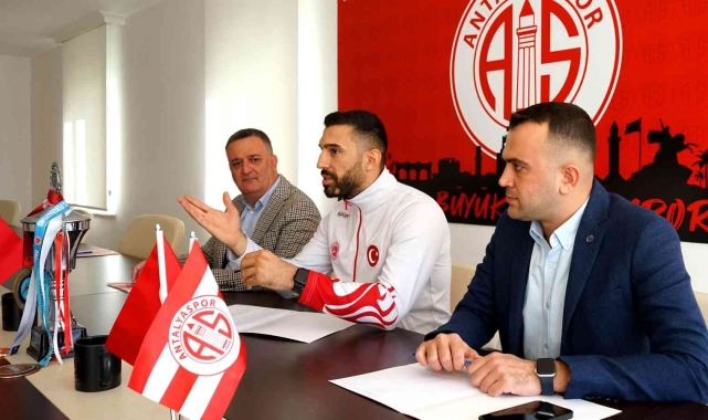 Boksör Mehmet Mıstık, Antalyaspor'da