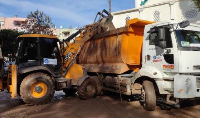 Büyükşehir'den Kumluca seferberliği 