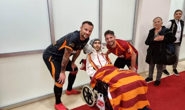 Dans ederken sakat kalan gencin Galatasaray hayali