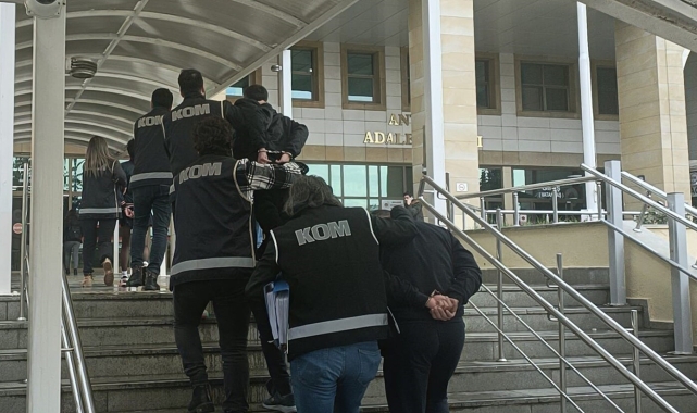 Esnafı sahte para ile dolandıranlar yakalandı !