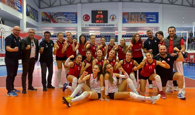 Filenin akrepleri evinde galip
