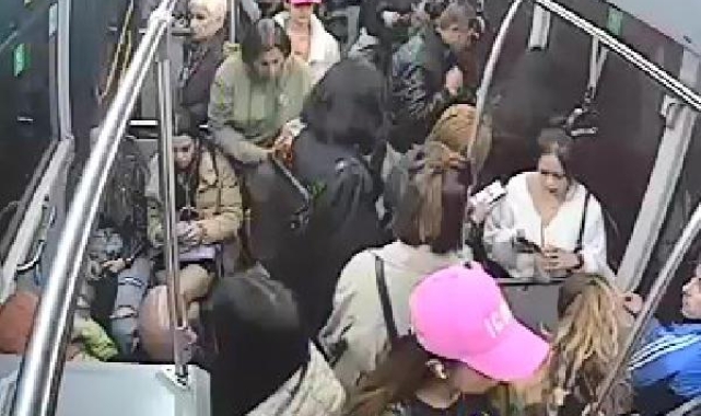 Halk otobüsü şoförü, yolcunun hayatını kurtardı