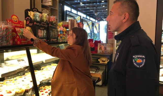 Kemer'de zabıtadan yılbaşı öncesi denetimi