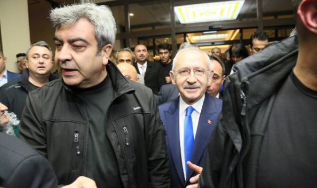 Kılıçdaroğlu, Antalya'da. Yoğun kalabalık tarafından karşılandı