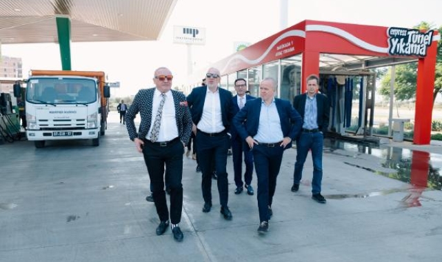 Mevlana Petrol'e hayran kaldılar