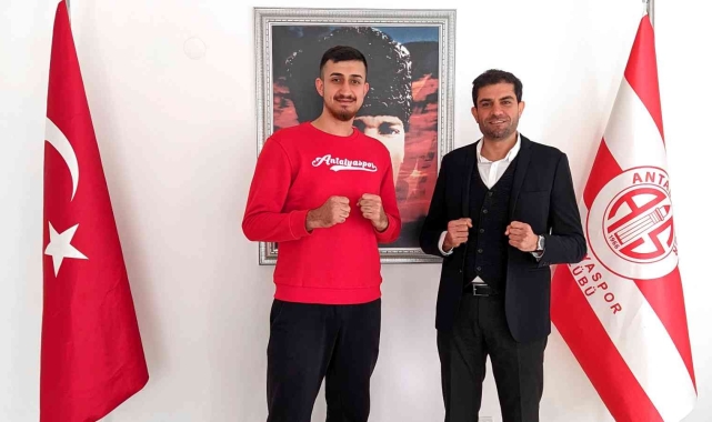 Mlli Tekvandocu Muhammet Recep Çetinkaya, Antalyaspor'da