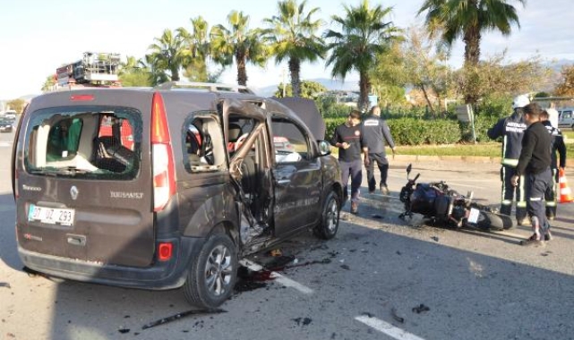 Motosiklet sürücüsünün ölüme gittiği anlar kameralara yansıdı