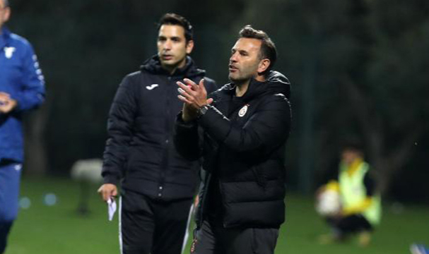 Okan Buruk: Galatasaray taraftarının beklediği kadro lig maçına kadar yetişir