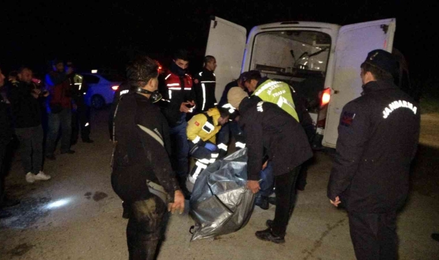 Sürücünün cesedini dalgıçlar çıkardı !