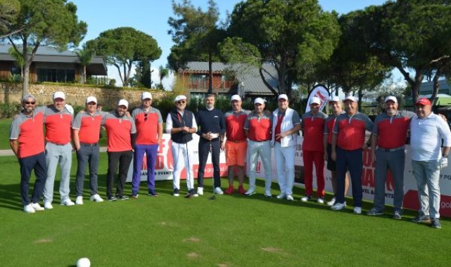 Türk ve Rus turizmci iş insanları golf turnuvasında buluştu