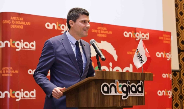  "Yeni dünya, yeni tüketici, yeni şirket" 