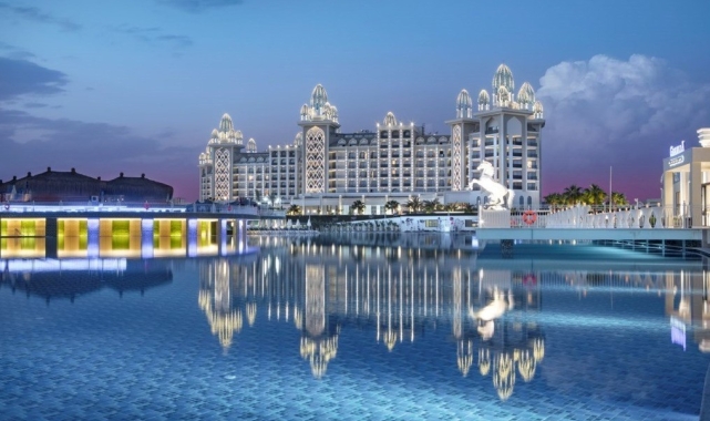 Yeni yılda yıldızlar Granada Luxury Belek'te buluşacak