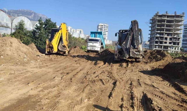 Alanya Belediyesinden kırsal yollarında yoğun mesai