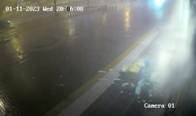 Antalya'da hortum dehşeti kamerada