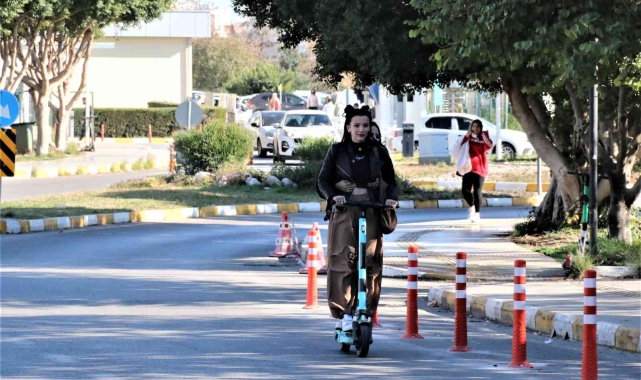 Antalya'da scooter tedbiri ! 50 kilometre hızın üzerinde yollarda kullanılamayacak