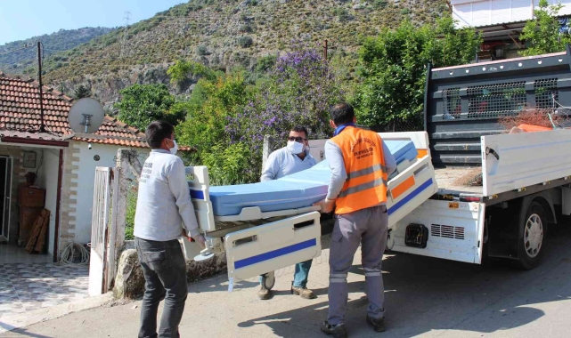 Büyükşehirden 3 yılda 2 bin 603 otomatik hasta yatağı yardımı yapıldı