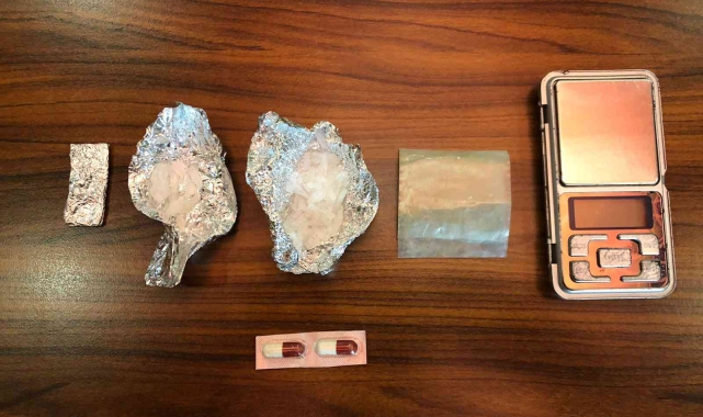 Evinde uyuşturucu madde çıkan zehir taciri tutuklandı