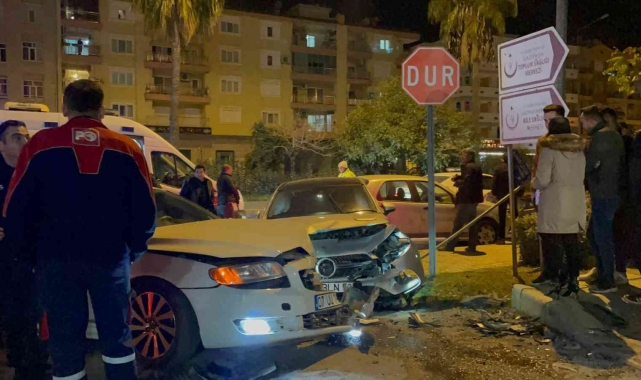 Gazipaşa'da 5 aracın karıştığı zincirleme trafik kazası: 1 yaralı