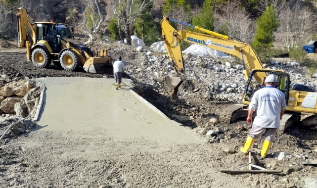 Kırkkavak'ta tarım alanlarına ulaşım kolaylaştı