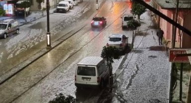 Serik'te dolu etkili oldu