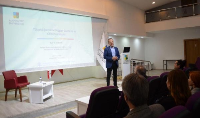 Üretilen bilginin ürüne dönüşmesi, patentlerin ticarileşmesi gerekiyor