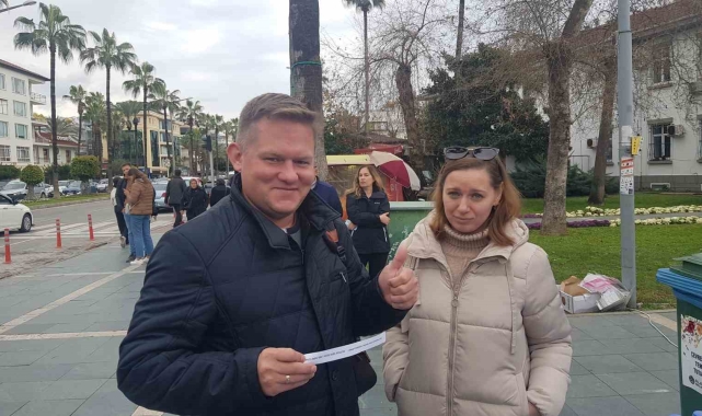Antalya'da yaşayan Rus ve Ukraynalı vatandaşlardan deprem bölgesine yardım eli