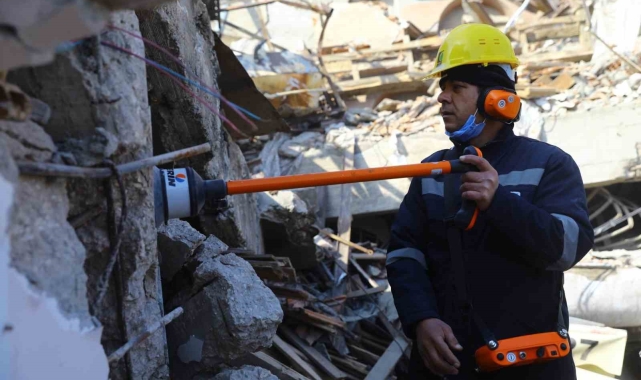 ASAT, deprem bölgesinde akustik cihazlarla onlarca can kurtardı