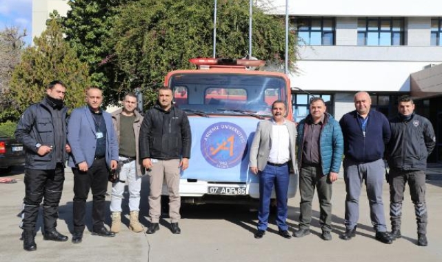 AÜ'den deprem bölgesine destek