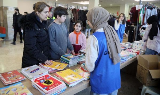 Depremzede anneden kitap çağrısı