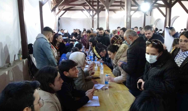 Depremzede vatandaşlarımız Antalya'ya gelmeye devam ediyor