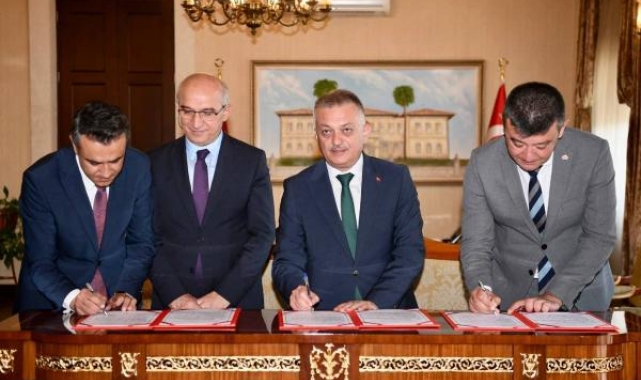 Eğitim yatırımında hayırsever rekoru