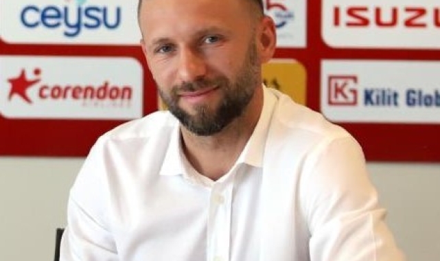 Flaş ! FTA Antalyaspor'da Hakan Özmert ile yollar ayıldı