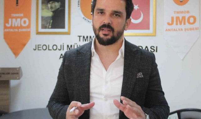 JMO'dan ezber bozan açıklama; ''deprem öldürmez, bina öldürür" söylemi yanlış