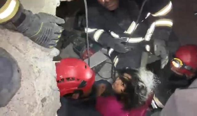 Kahramanmaraş'ta 4 yaşındaki Beyza, 42 saat sonra kurtarıldı