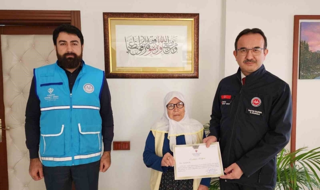 Kefen ve dua parasını depremzedeler için bağışladılar