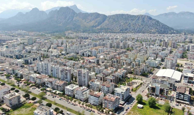 Kira fiyatları emlakçılar odası başkanını bile isyan ettirdi !