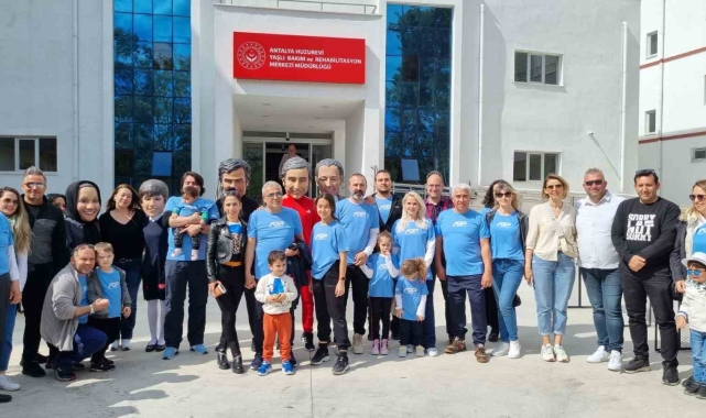 ADP'den anlamlı buluşma