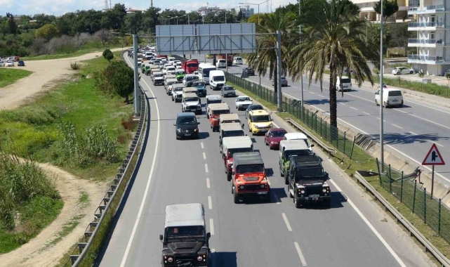 Antalya'da safaricilerden 'vize' eylemi !