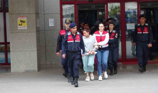 Antalya'da silah tehditli şantaj çetesine operasyon: 4 tutuklama