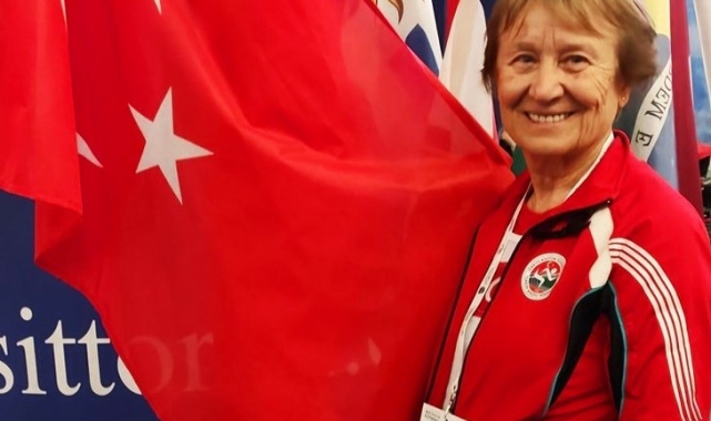 Antalyasporlu Şensoy 80 yaşında dünya sahnesinde