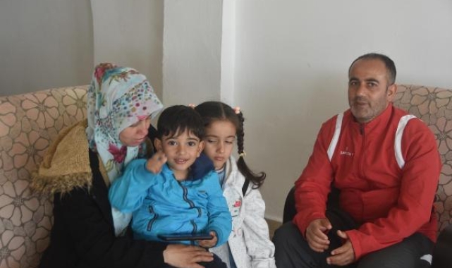 Anten kablosu ile ailesini enkazdan kurtardı; Eşim ve çocuklarımla helalleştim