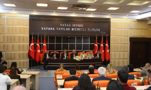 Çavuşoğlu Kepez'de; 'Tarihin en önemli seçimi' 