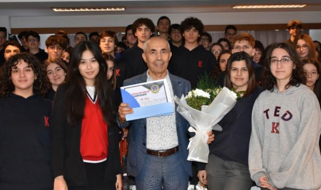Demir Adam öğrencileri duygulandırdı