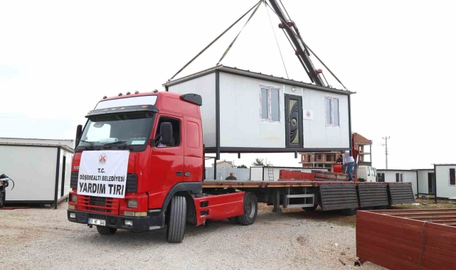 Döşemealtı Belediyesi'nden Gaziantep Nurdağı'na 4 konteyner