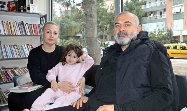 Enkazdan mutfak kapısı sayesinde çıktılar