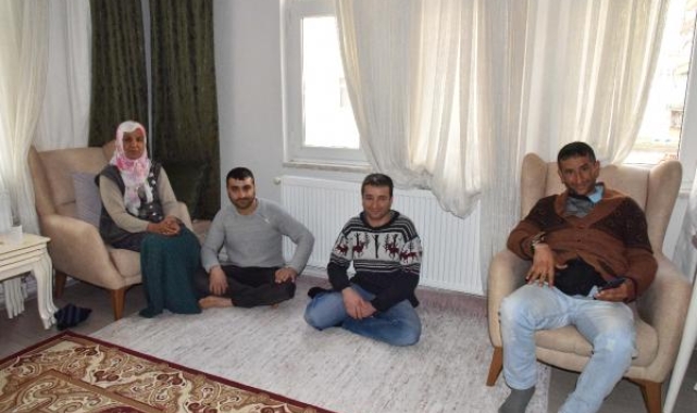 İnternetten tanıştı, depremzede olunca evini açtı 