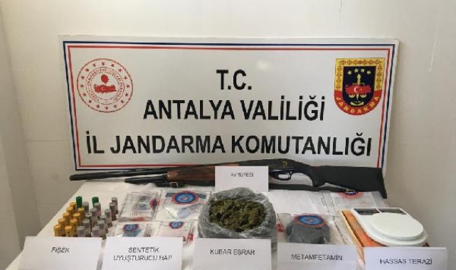Jandarma, uyuşturucu ticareti yapan 56 kişiyi yakaladı