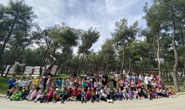 Minikler baharın gelişini kutladı