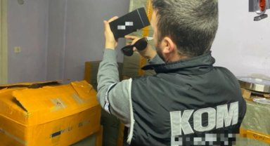 Polisten Antalya merkezli 3 ilde kaçakçılık operasyonu